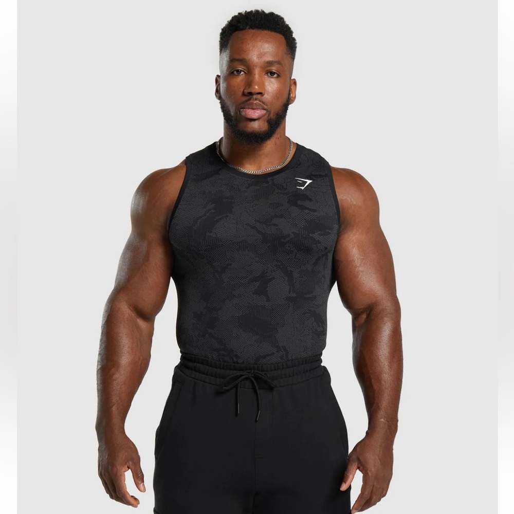 NWOT Gymshark Geo Seamless Tank M Black